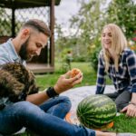 The Cat Mom's Guide to Dating: 7 Red Flags to Watch Out For